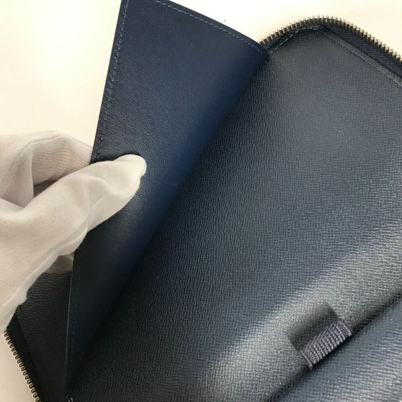 LOUIS VUITTON M30515 Taiga Zippy Organizer Travel Case Zip Around Long Wallet - Picture 10 of 14